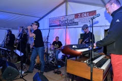 Blues Blaster Seven: Summer in the city and blues on stage mit BB7